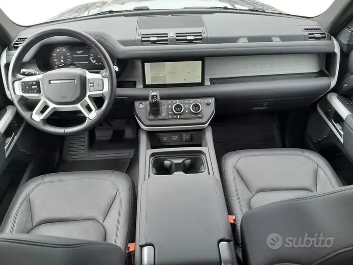 Land Rover Defender 2023 photo 4