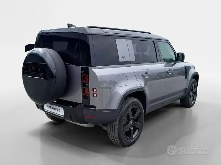 Land Rover Defender 2023 photo 2