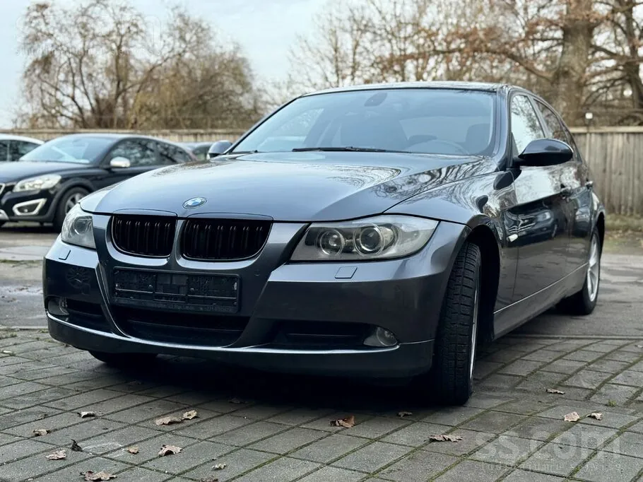 BMW 318 2006 photo 2
