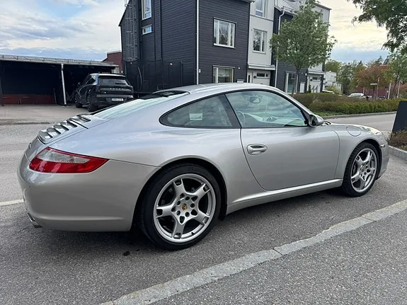 Porsche 911 Carrera 2007 photo 5