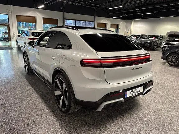Porsche Macan Gts 2026 photo 5