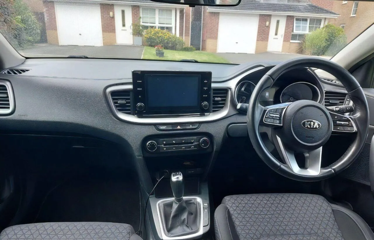 Kia Ceed 2021 photo 4