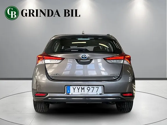 Toyota Auris 2017 photo 3
