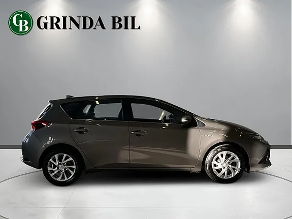 Toyota Auris 2017 photo 4