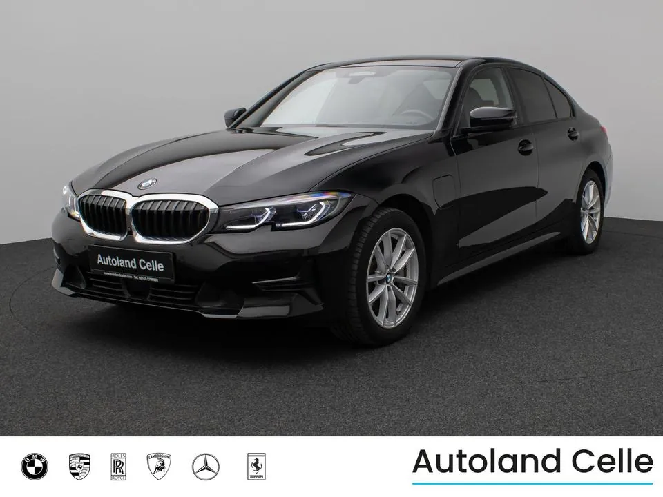 BMW 330E