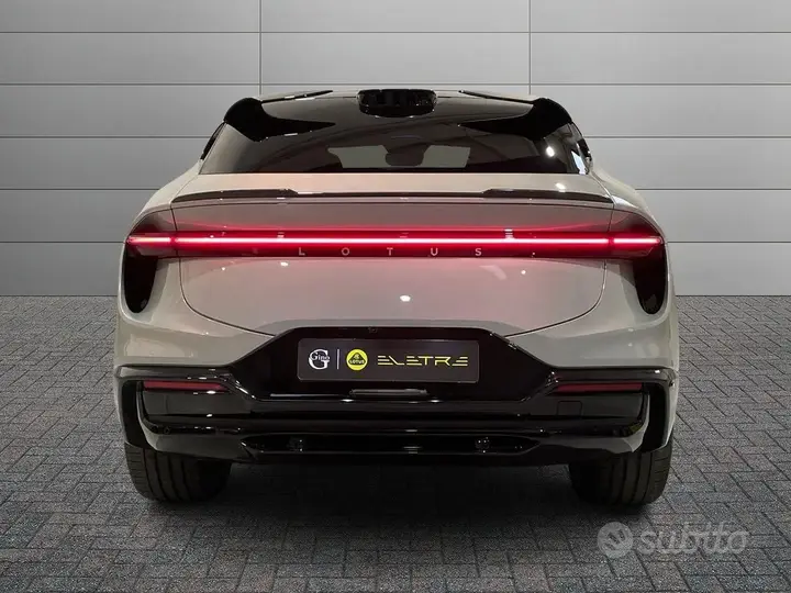 Lotus Eletre 2026 photo 4
