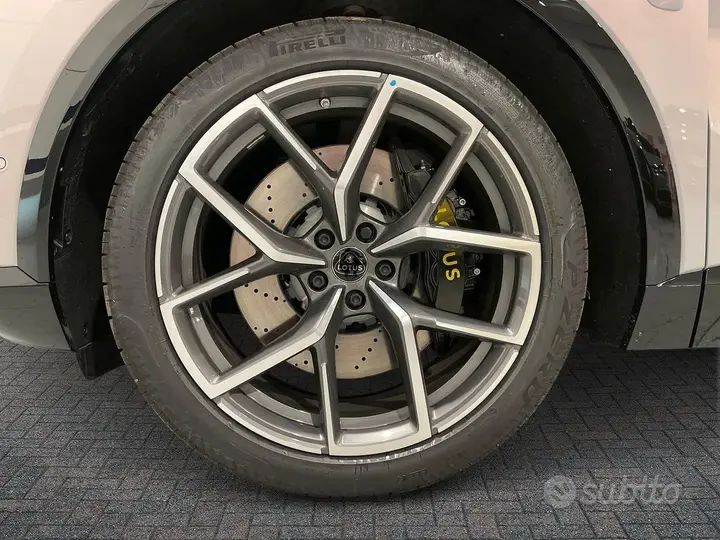 Lotus Eletre 2026 photo 5