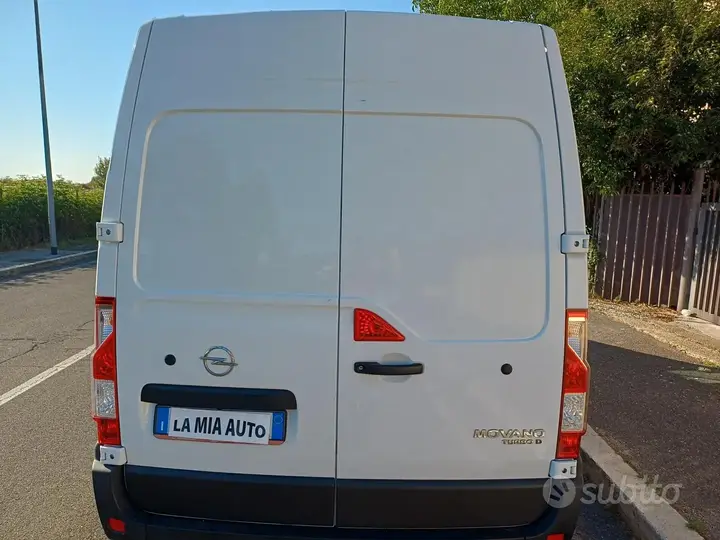 Opel Movano