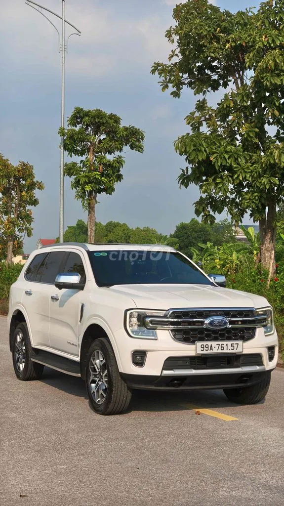 Ford Everest 2024 photo 3