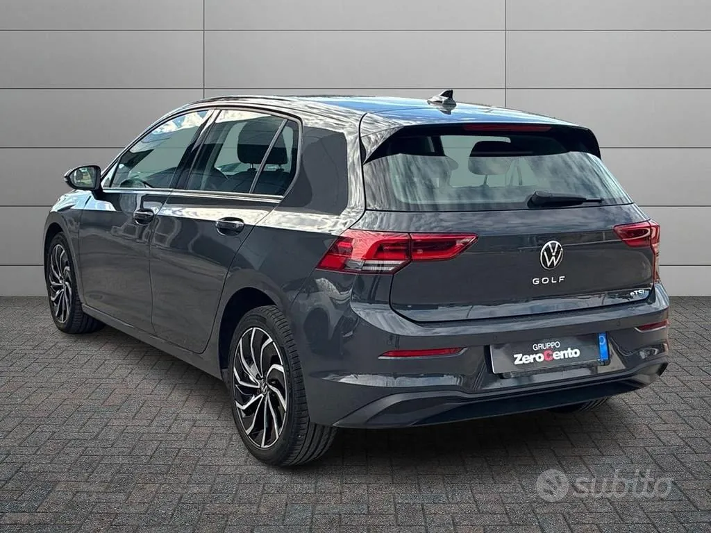 Volkswagen Golf 2023 photo 4
