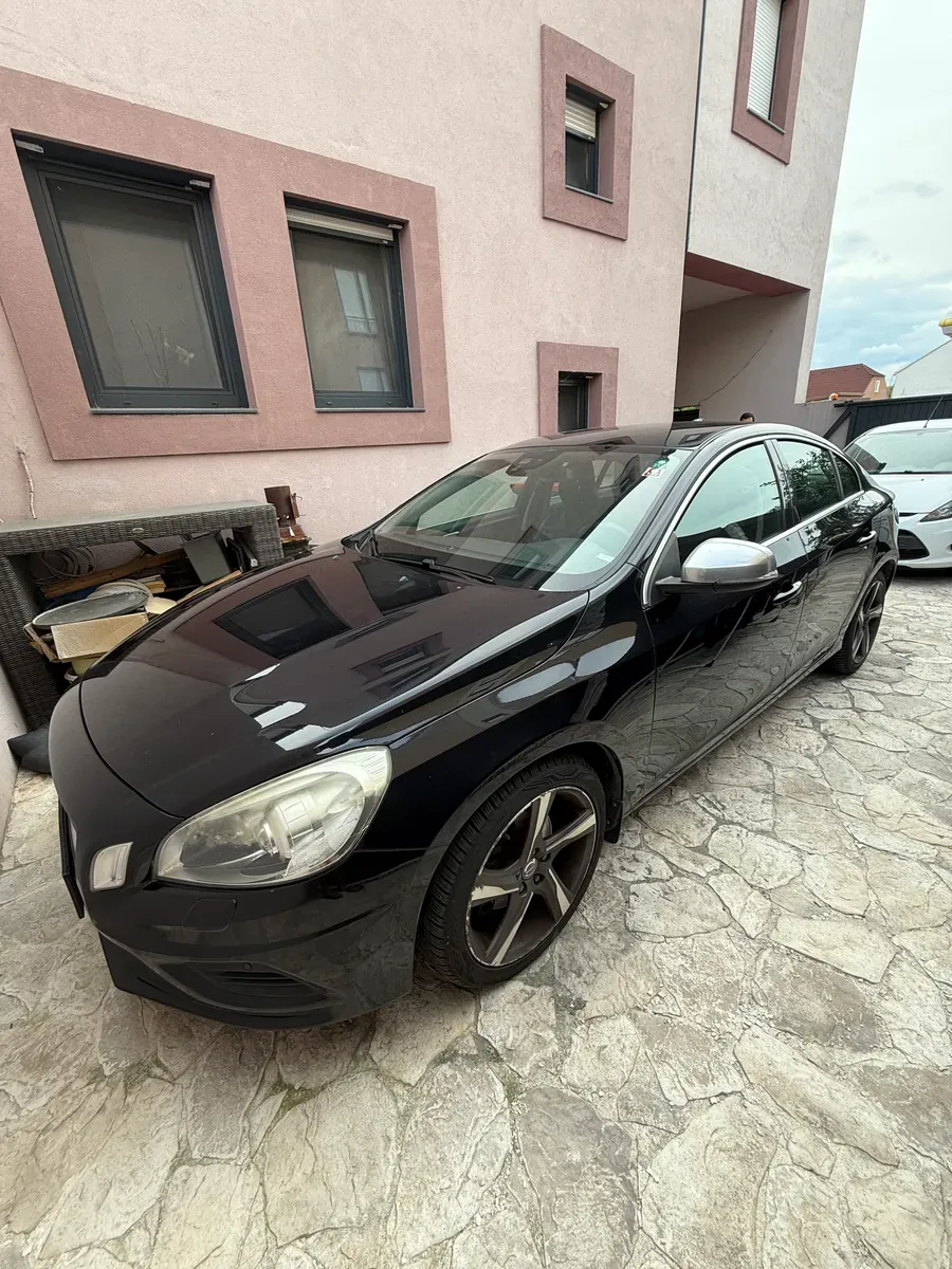 Volvo S60 2013 photo 3