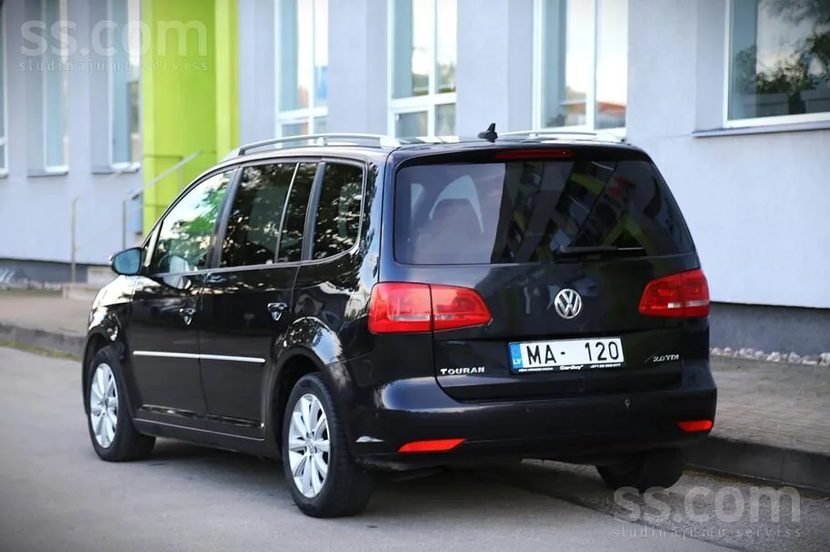Volkswagen Touran 2010 photo 5