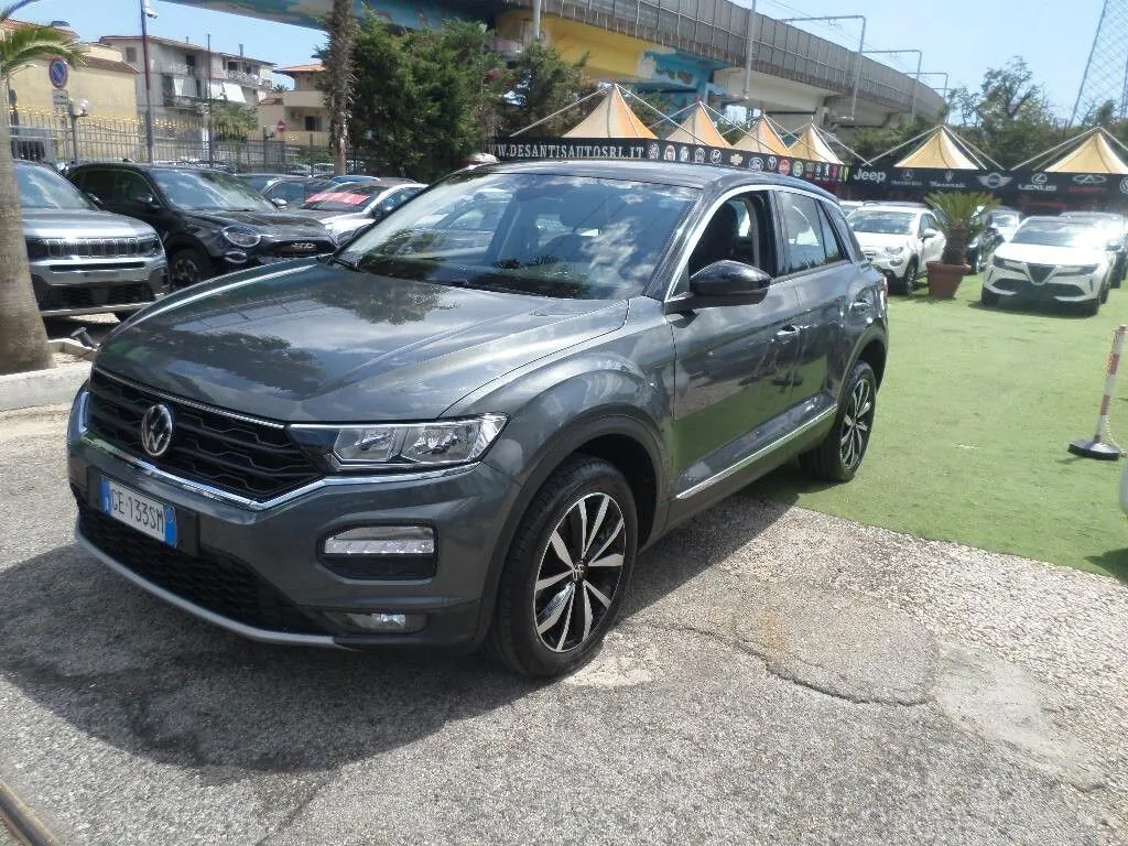 Volkswagen T-Roc 2021 photo 2