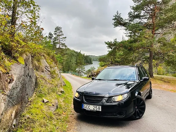 Saab 9-5 2008 photo 2