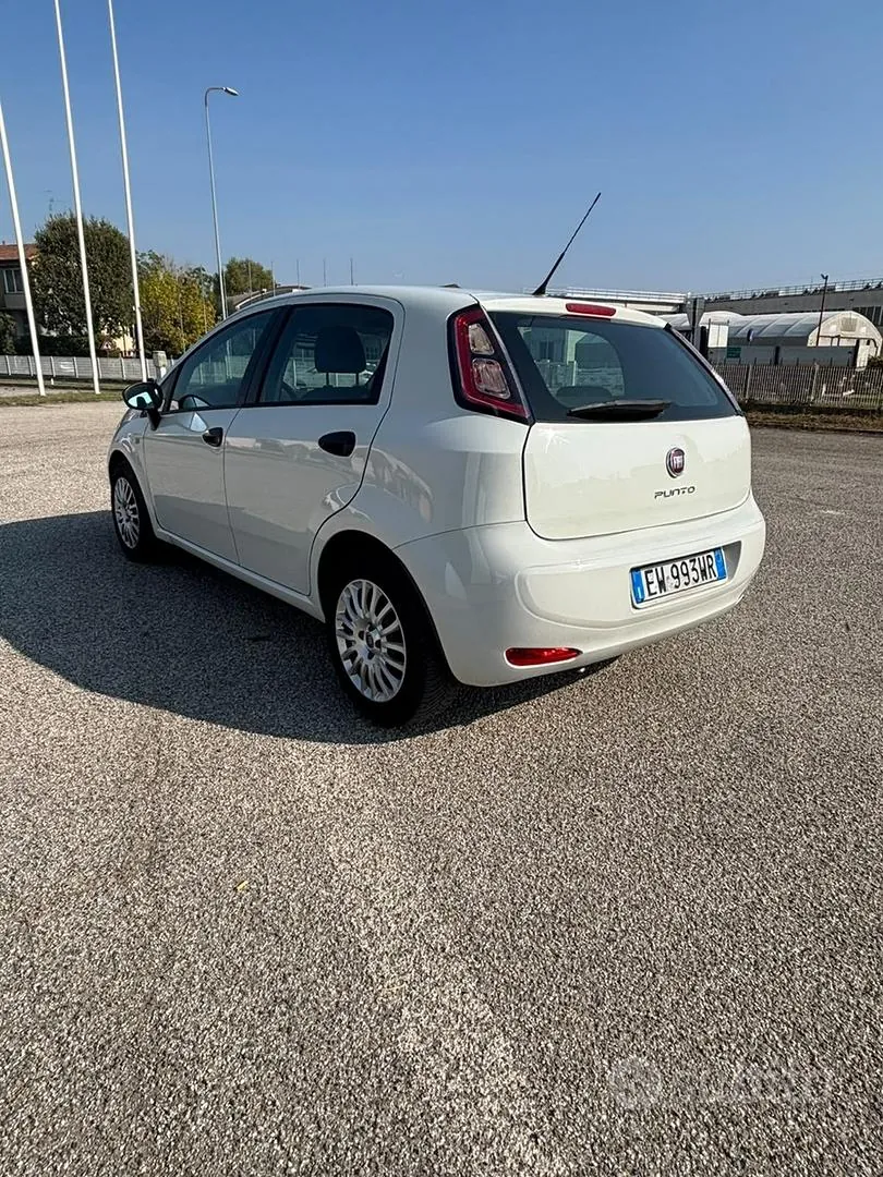Fiat Punto 2014 photo 4