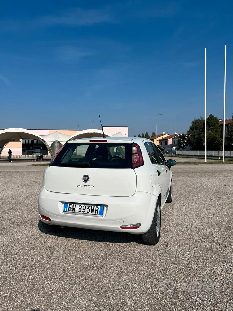 Fiat Punto 2014 photo 3