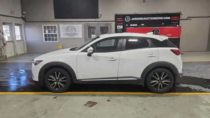 Mazda Cx-3 2016 photo 2
