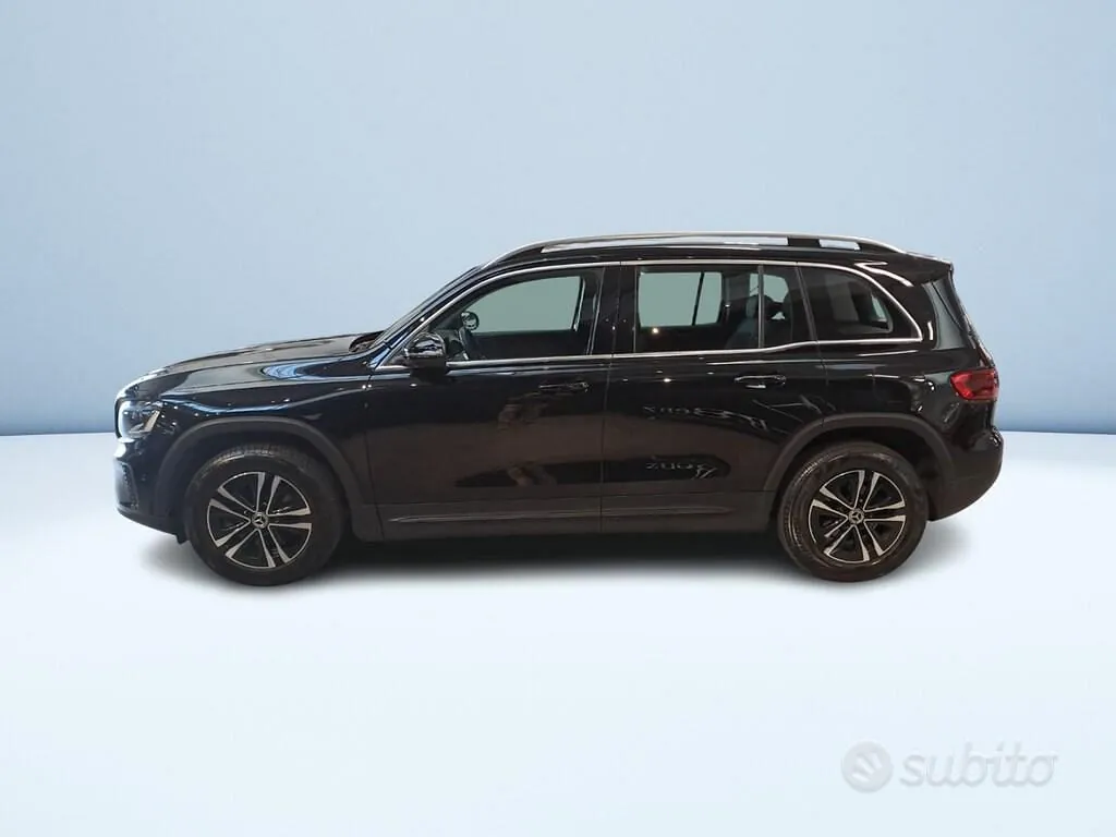 Mercedes-Benz Glb 2025 photo 4