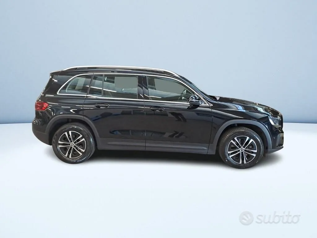 Mercedes-Benz Glb 2025 photo 3