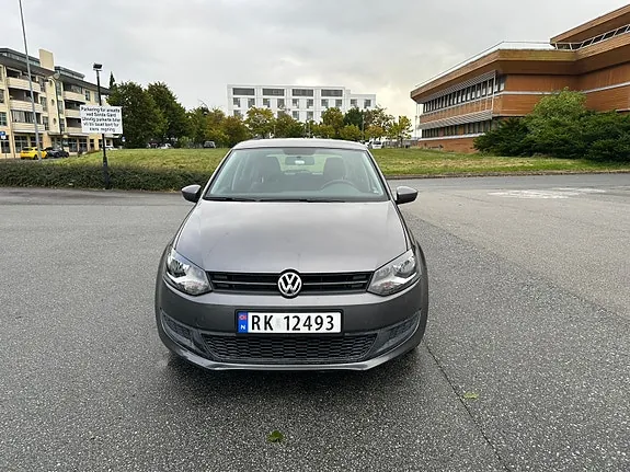 Volkswagen Polo 2010 photo 2