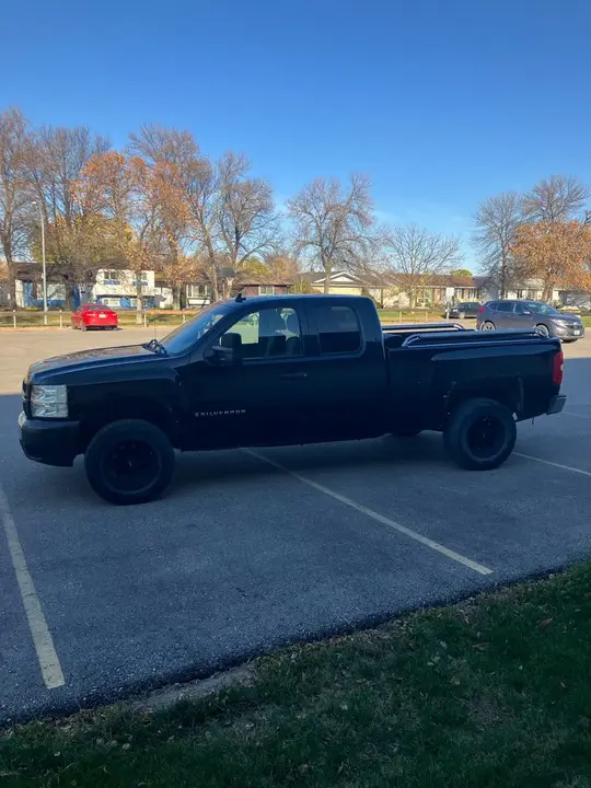 Chevrolet Silverado 1500 2009 photo 4