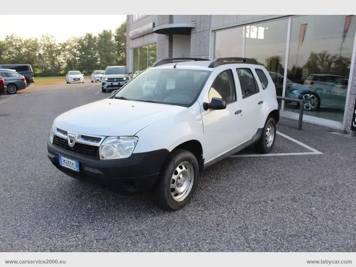 Dacia Duster 2012 photo 3