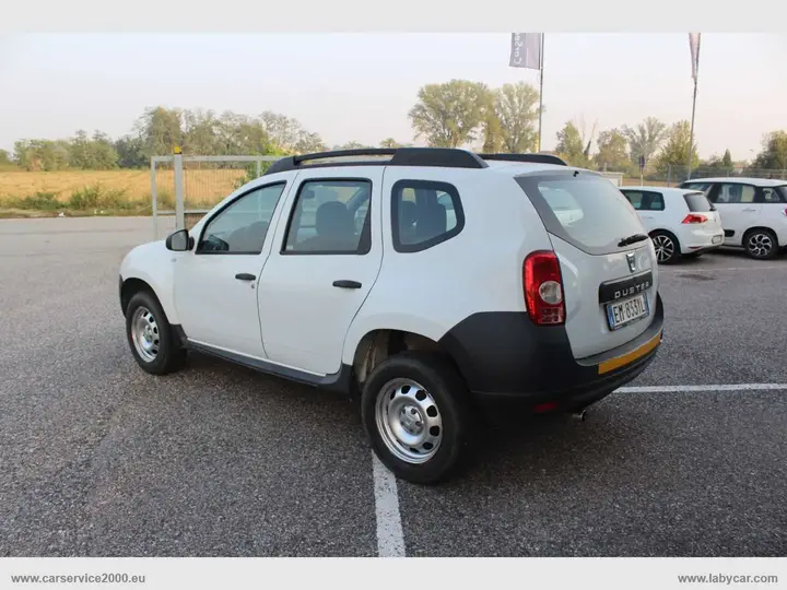Dacia Duster 2012 photo 5