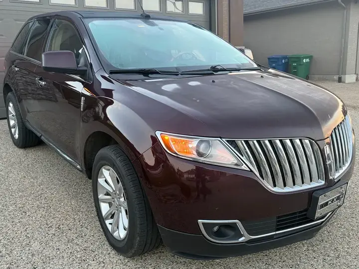 Lincoln Mkx 2011 photo 2