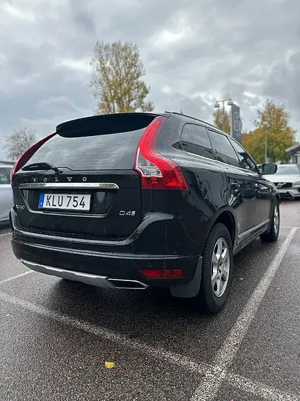 Volvo Xc60 2017 photo 2