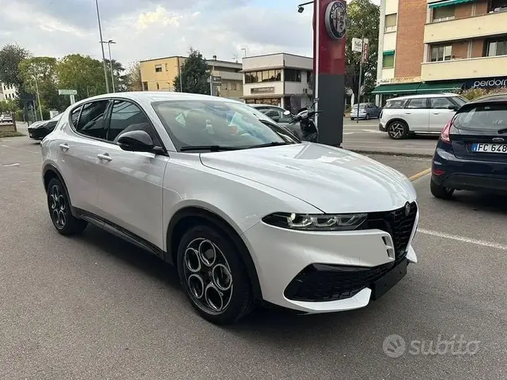 Alfa Romeo Tonale 2026 photo 3
