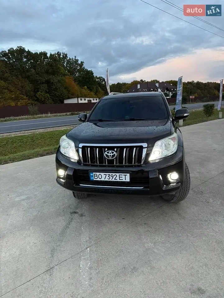 Toyota Land Cruiser Prado 2010 photo 3