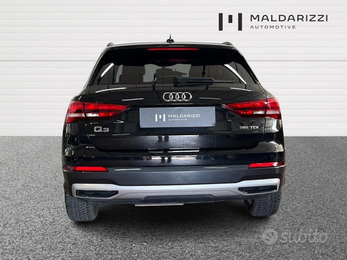 Audi Q3 2021 photo 3