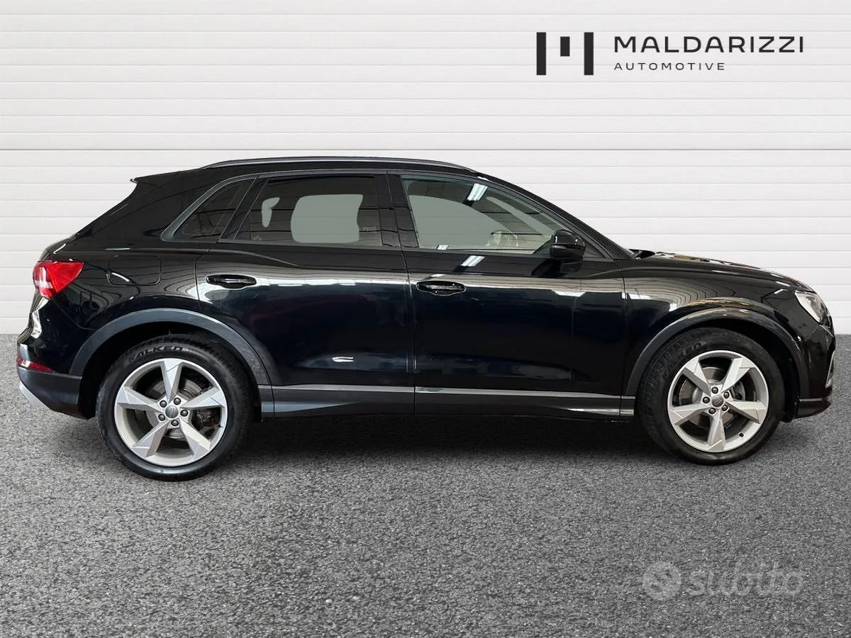 Audi Q3 2021 photo 5