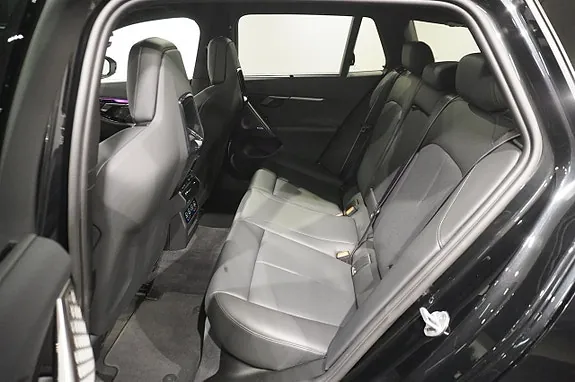 BMW 550E 2026 photo 5