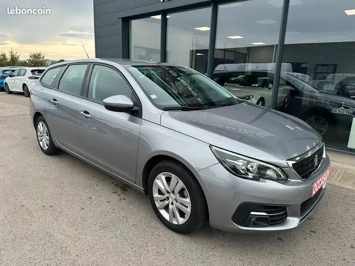 Peugeot 308 2020 photo 3