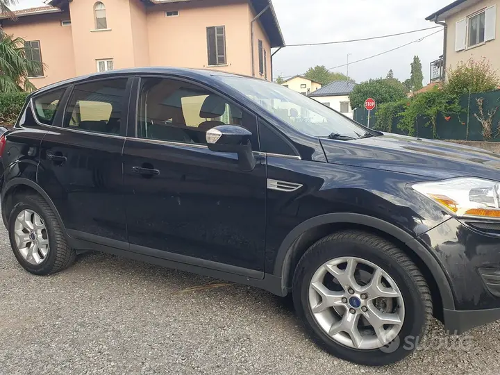 Ford Kuga 2012 photo 4
