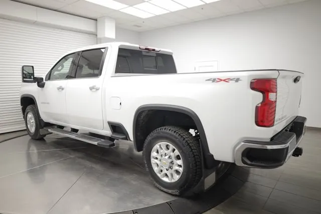 Chevrolet Silverado 3500Hd 2023 photo 5