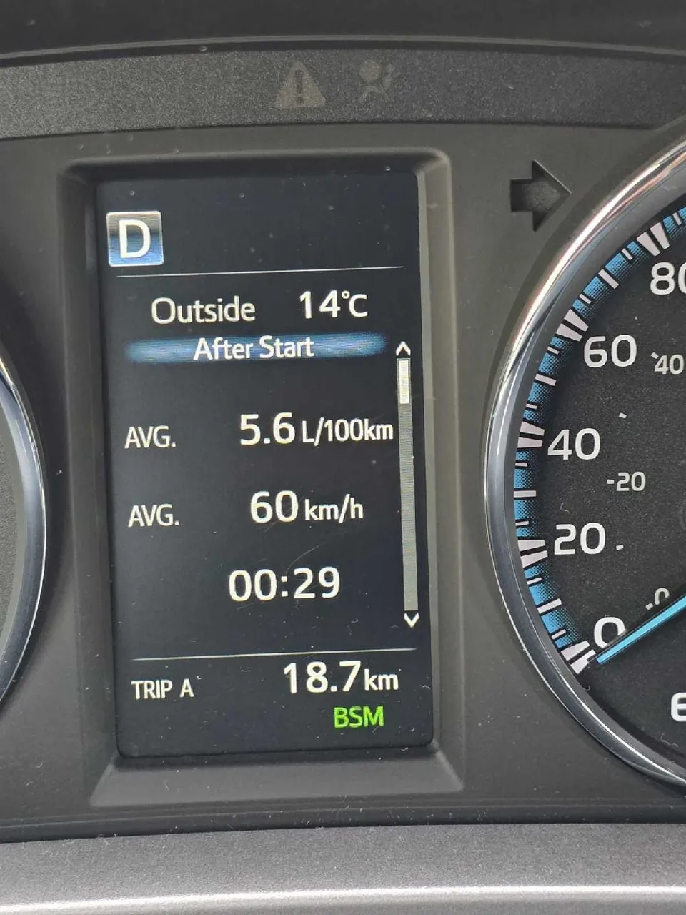 Toyota Rav4 2017 photo 5