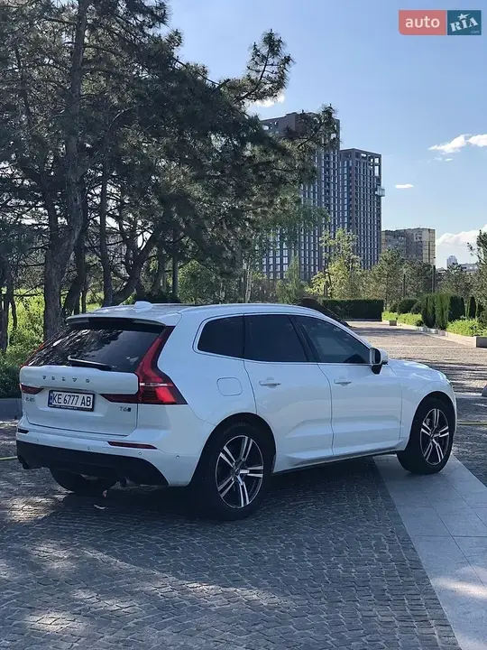 Volvo Xc60 2017 photo 5