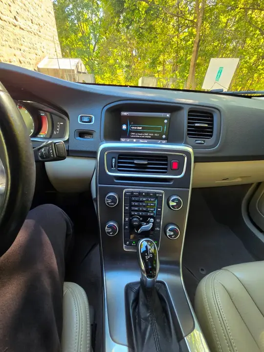Volvo S60 2014 photo 4