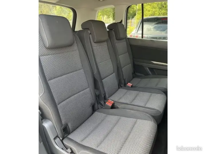 Volkswagen Touran 2016 photo 4