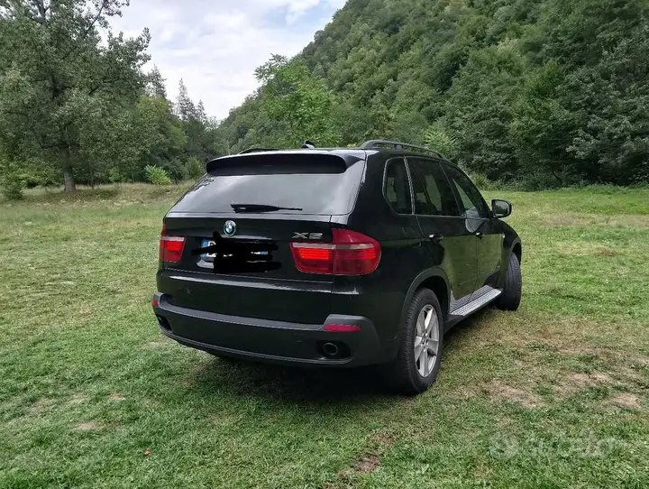 BMW X5 2009 photo 2