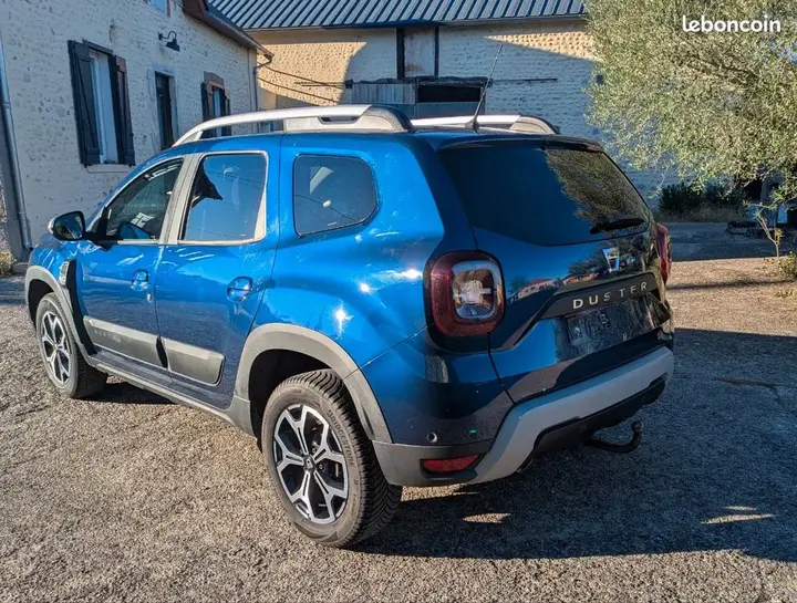 Dacia Duster 2017 photo 2
