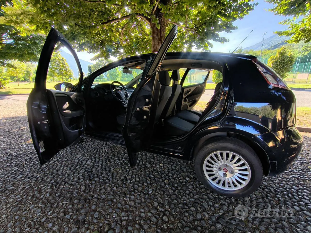 Fiat Punto 2014 photo 4