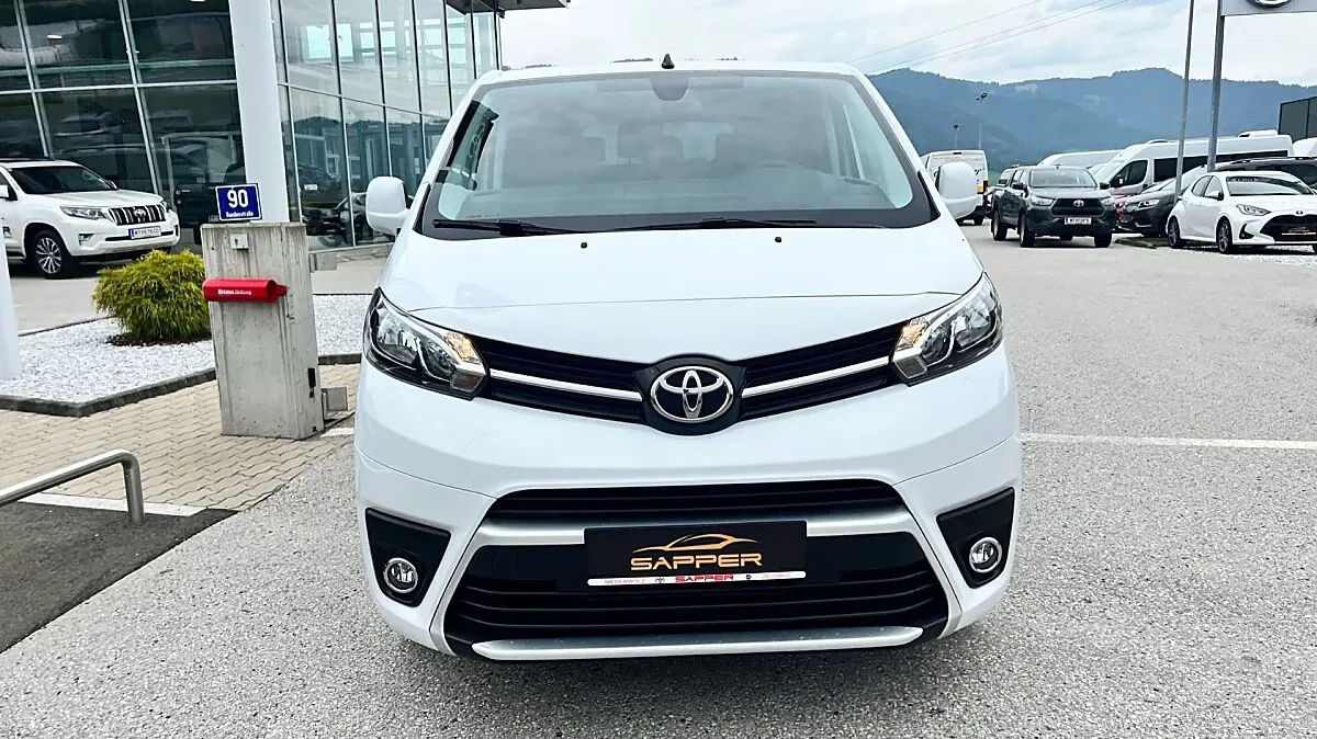 Toyota Proace 2023 photo 3