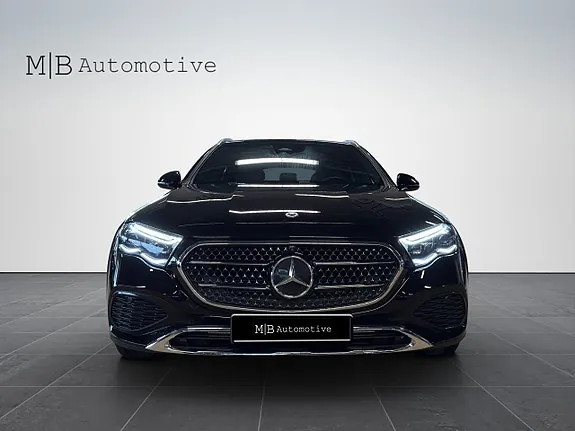 Mercedes-Benz E300 De 2025 photo 2
