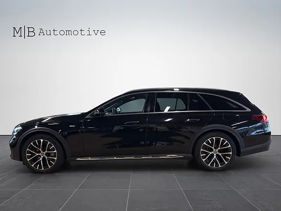 Mercedes-Benz E300 De 2025 photo 3