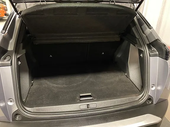 Peugeot 2008 2023 photo 3