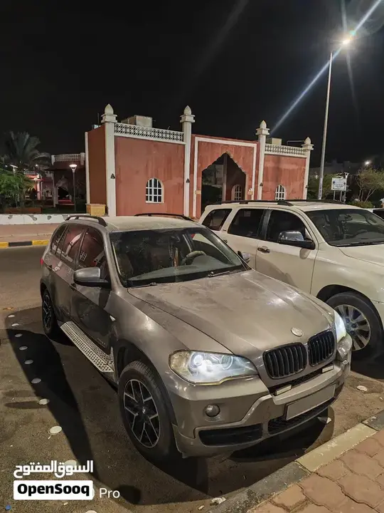 BMW X5 2010 photo 2