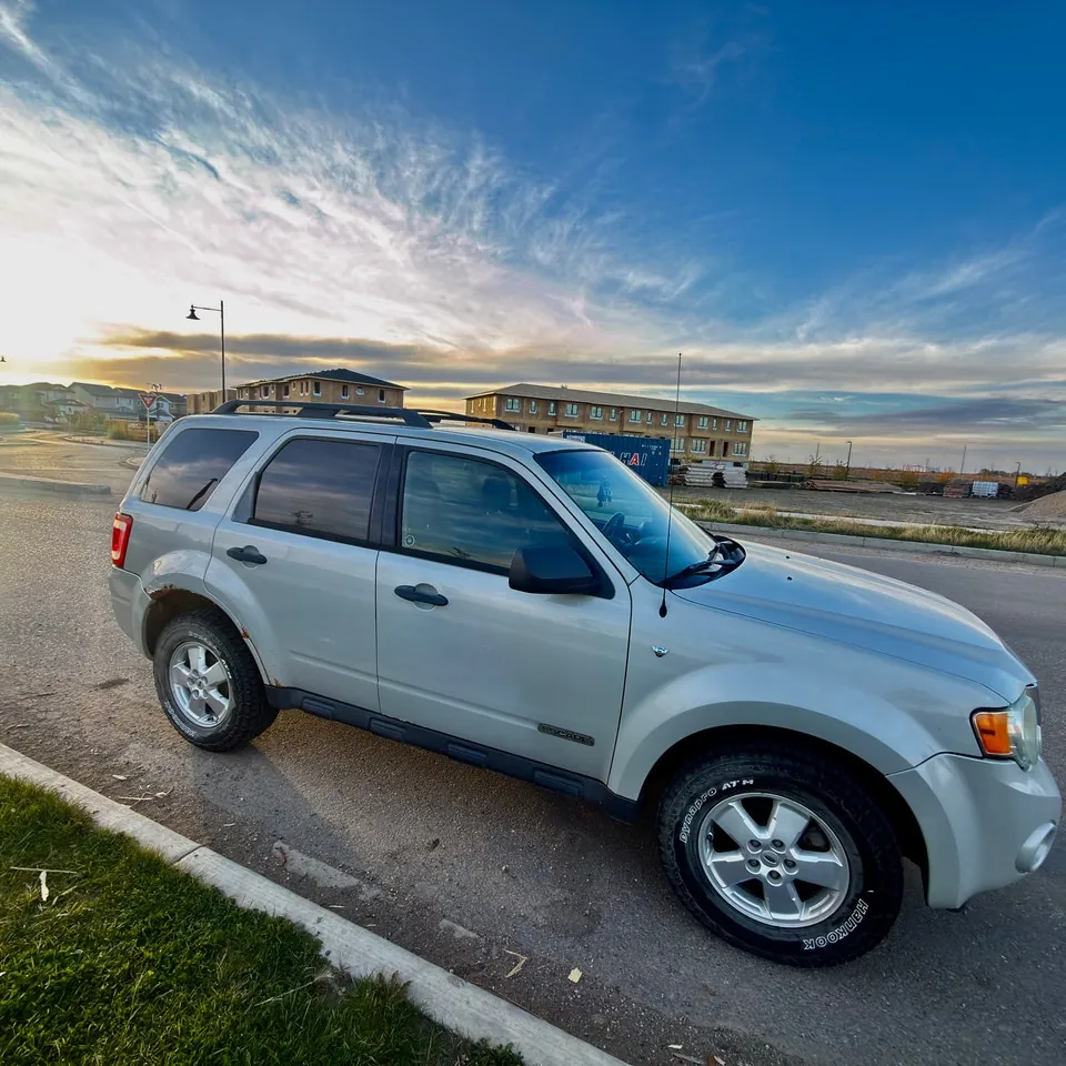 Ford Escape 2008 photo 3